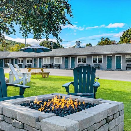 Top Notch Inn Горъм Екстериор снимка