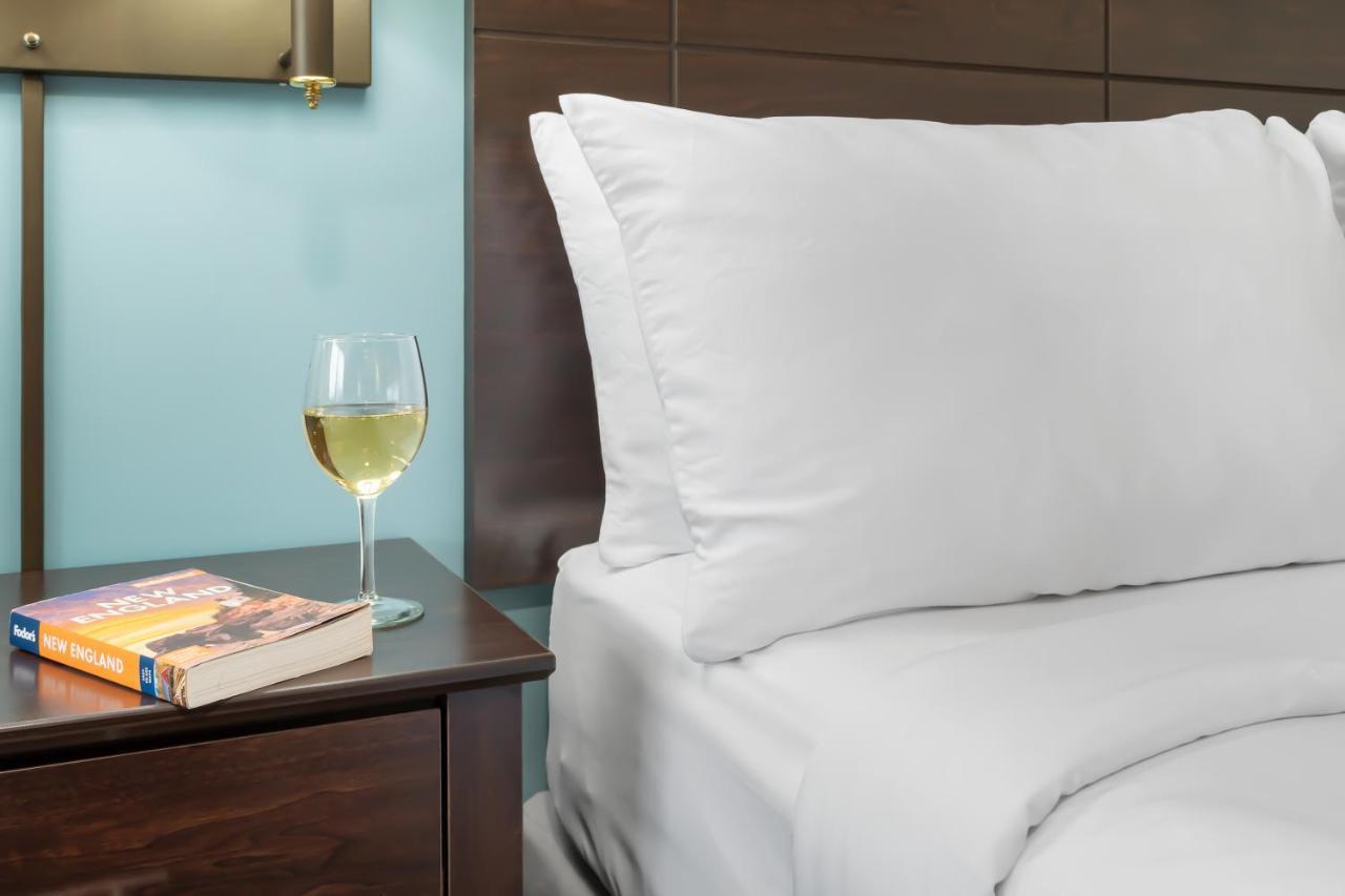 Top Notch Inn Горъм Екстериор снимка