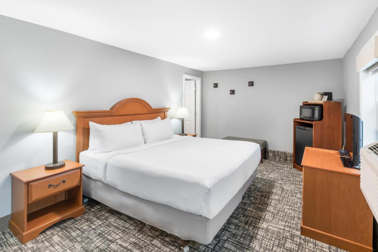 Top Notch Inn Горъм Екстериор снимка